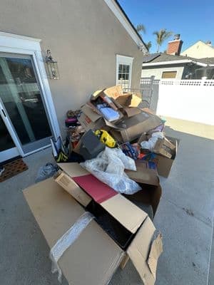 Blog post 5 Signs It’s Time for a Professional Junk Removal Service image